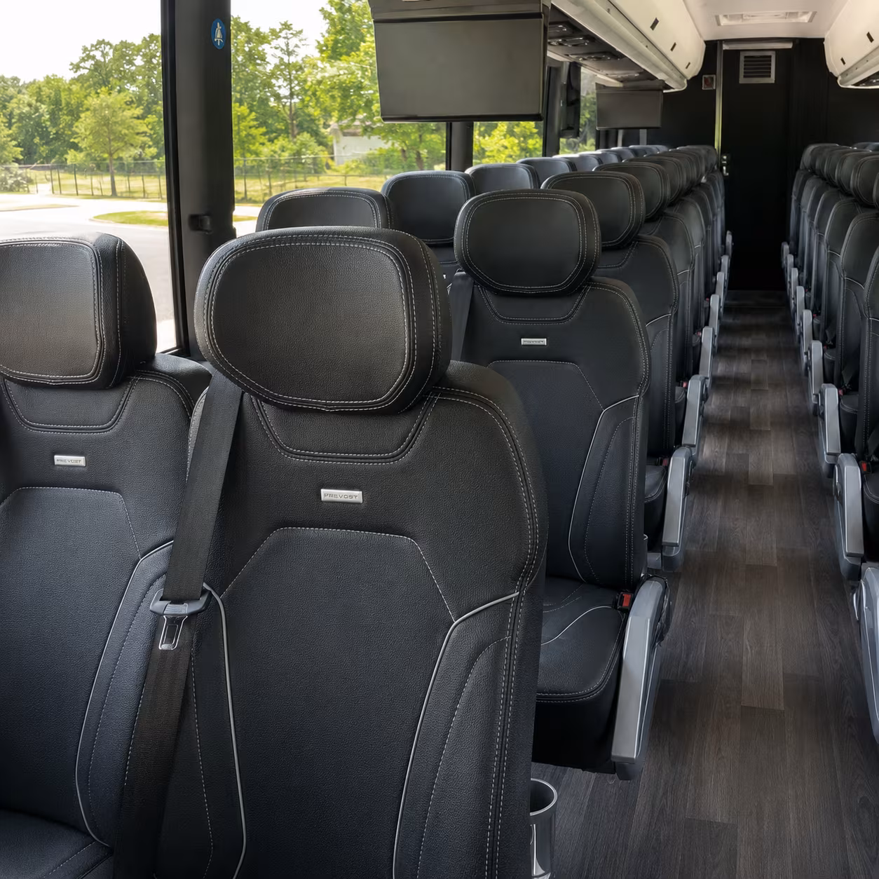 book a charter bus between lake charles and houston for corporate travel