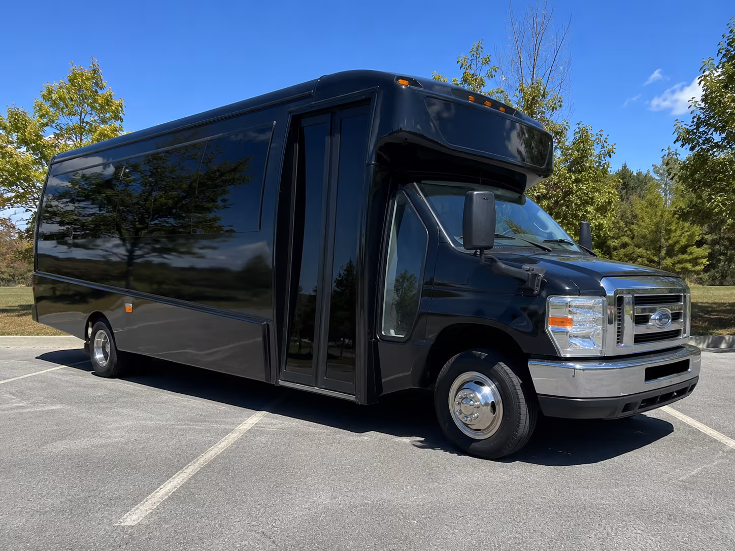 houston concert bus rentals for groups and fans