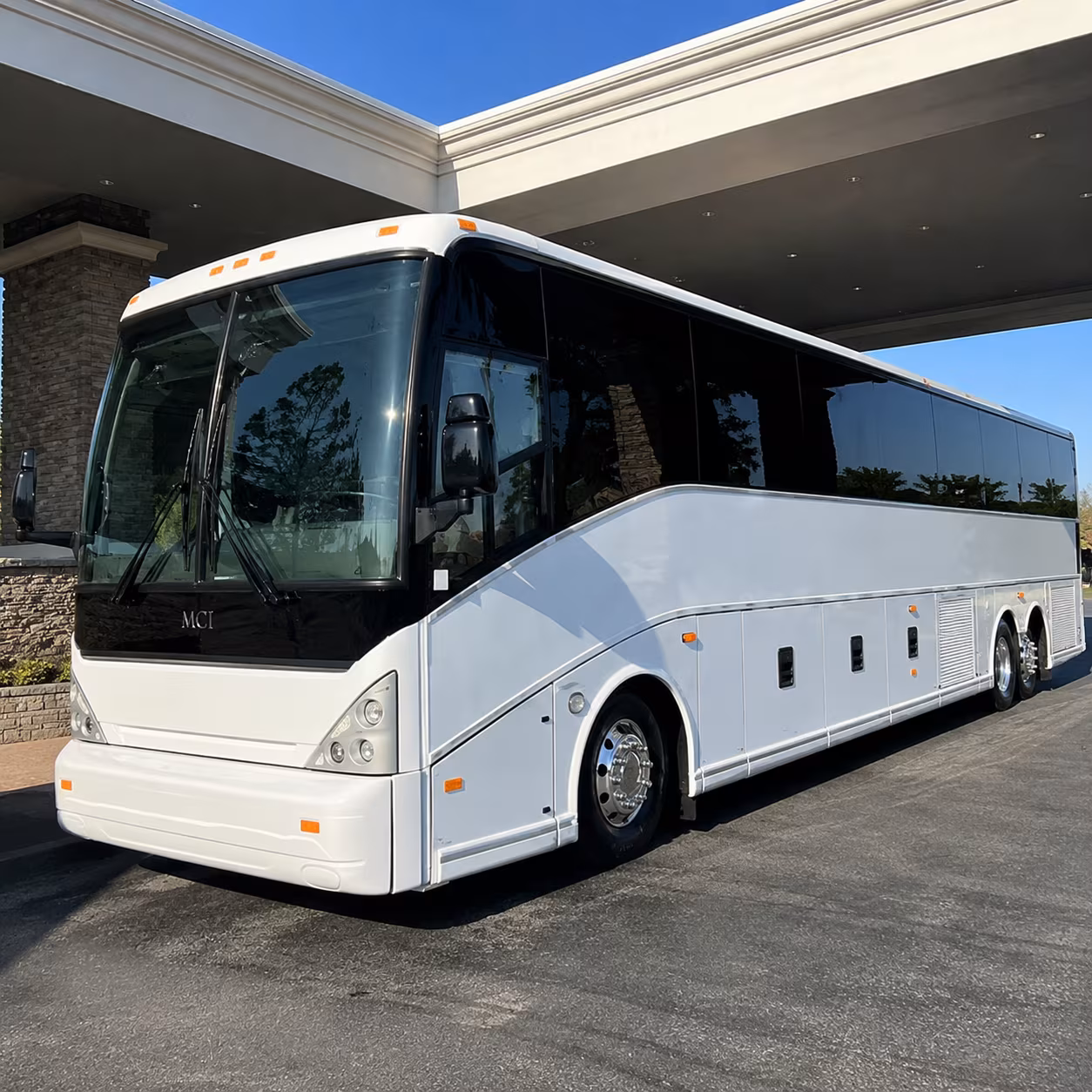how distance and duration affect charter bus rates in lake charles