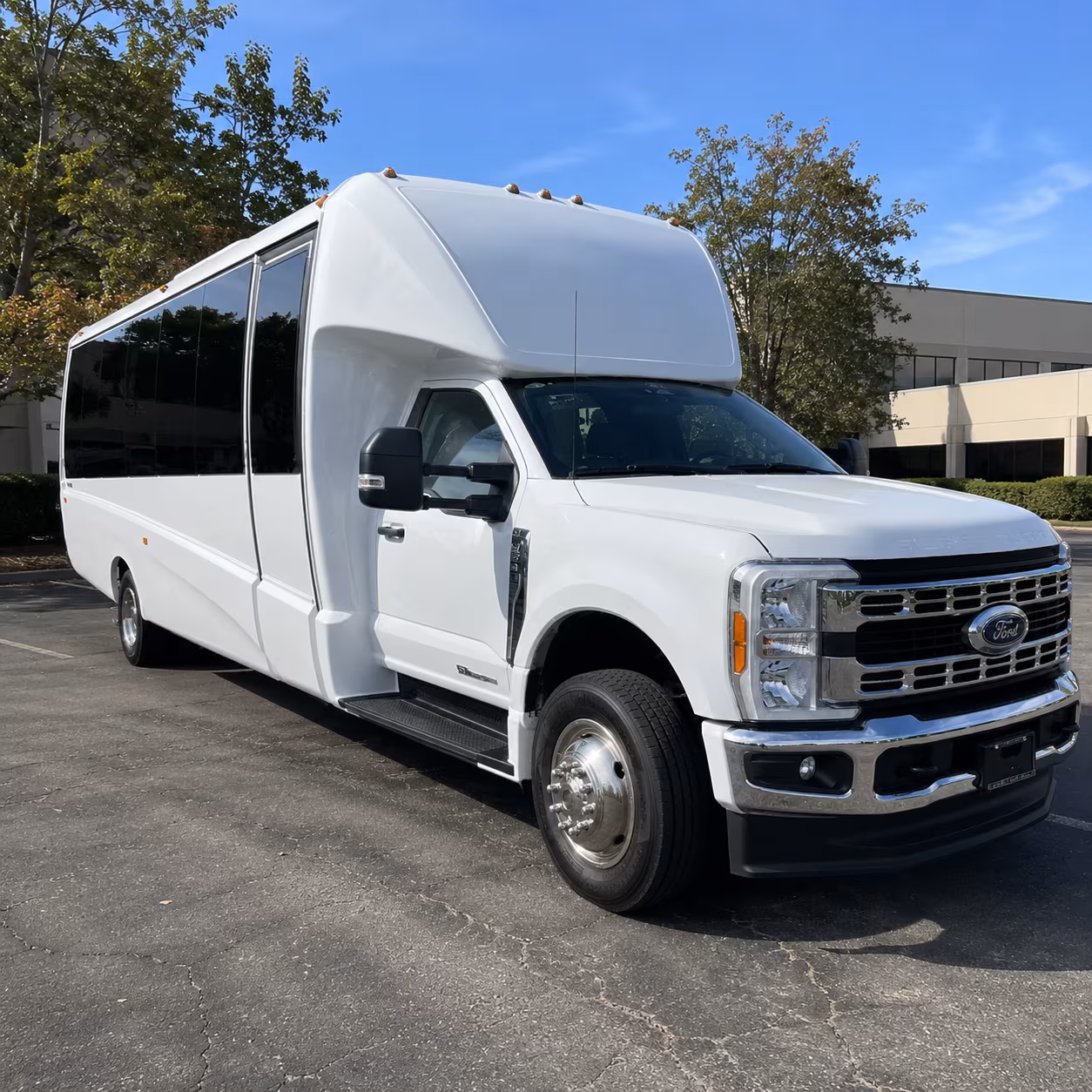 how the type of bus changes the price in lake charles louisiana