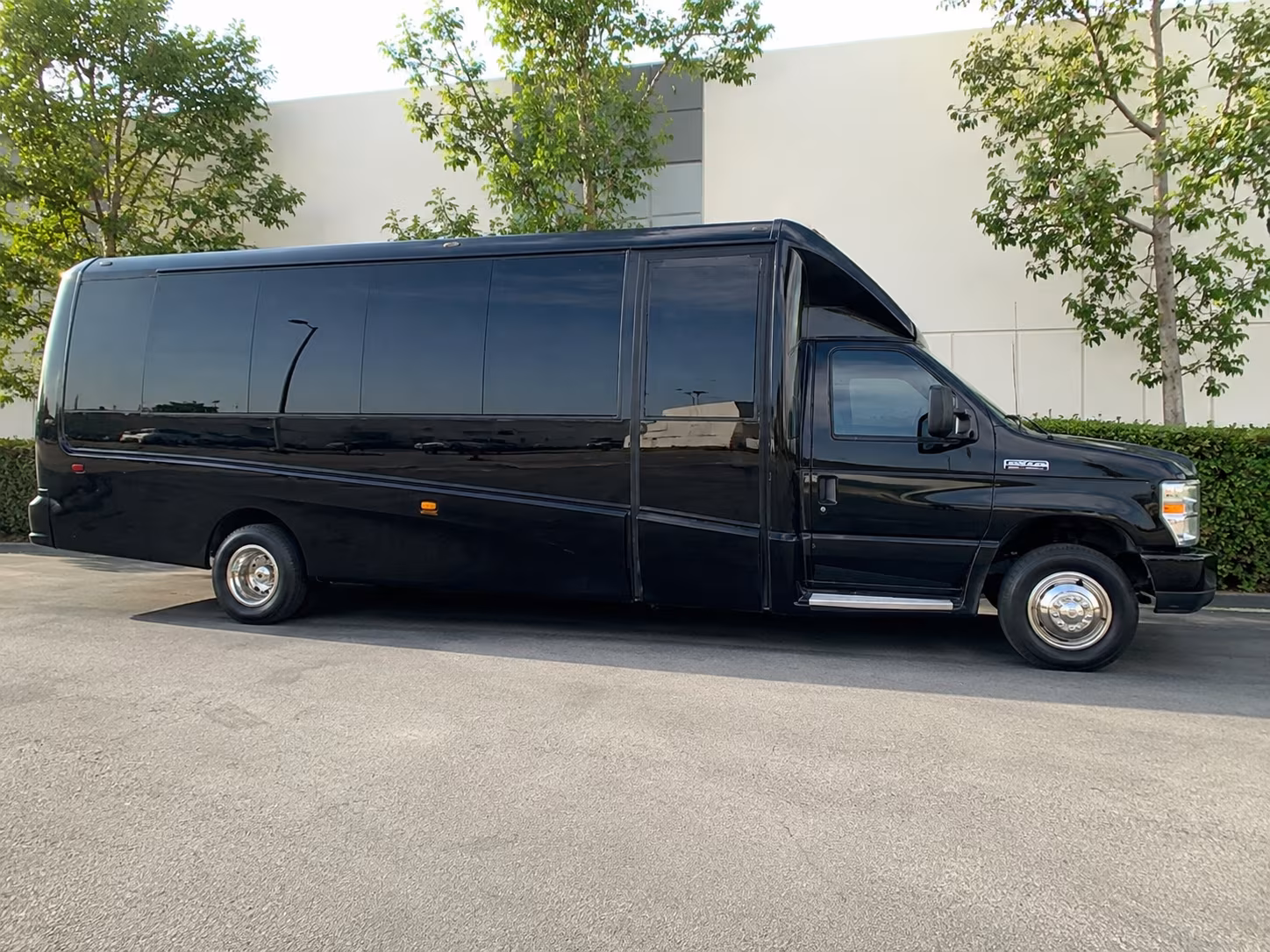 outdoor ceremony venues and bayou locations need a transportation plan