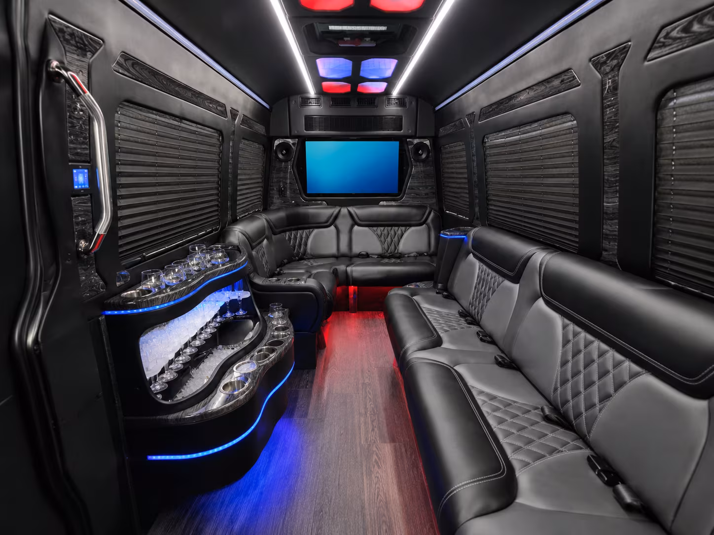 what makes lakecharlescharterbuscompany com the smartest way to book a long distance bus out of lake charles